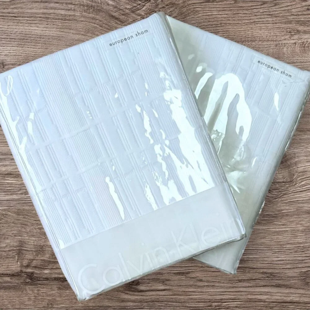 Calvin Klein Jagged Grid Euro Pillow Shams Pair White Textured Cotton Set 2 NWT - Picture 1 of 9